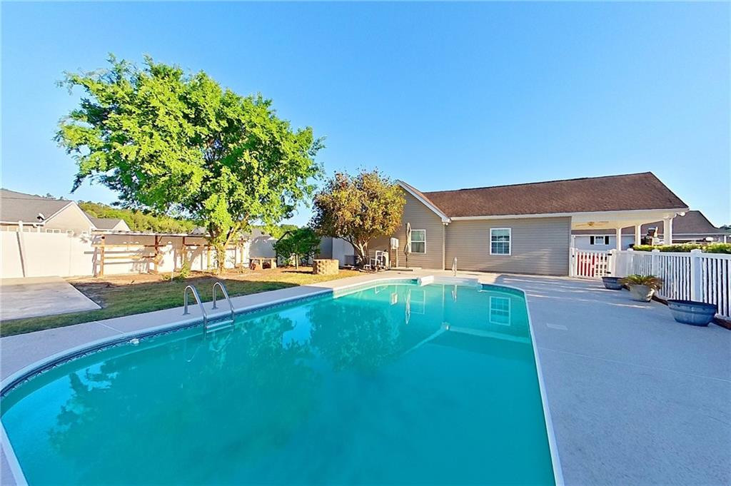 6332 Sun Dell Circle