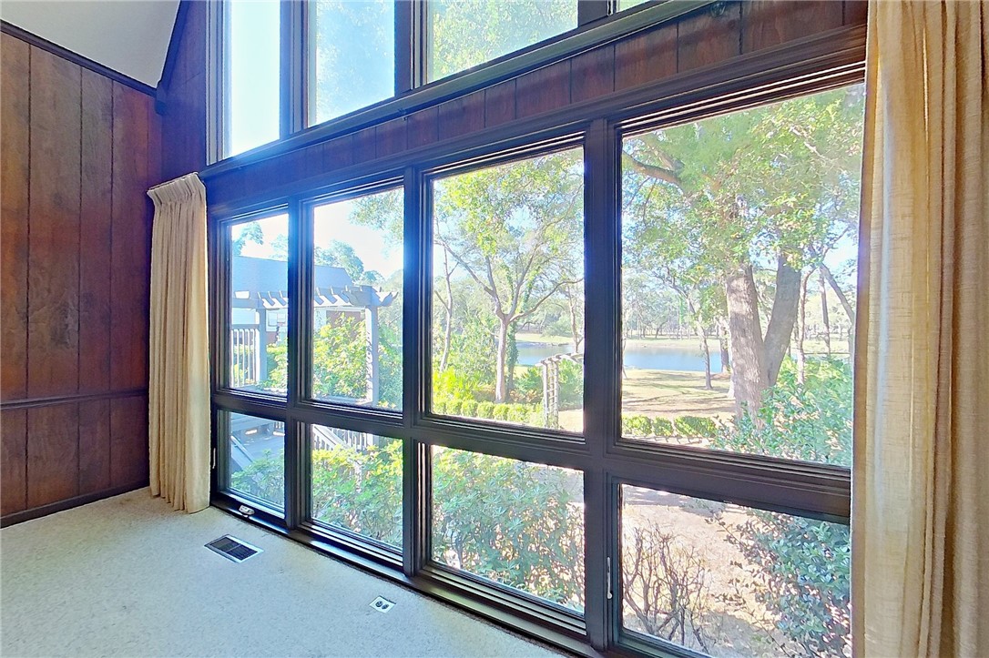 1296 South River Oaks Drive