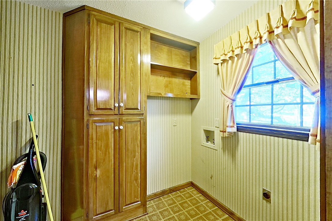 1296 South River Oaks Drive