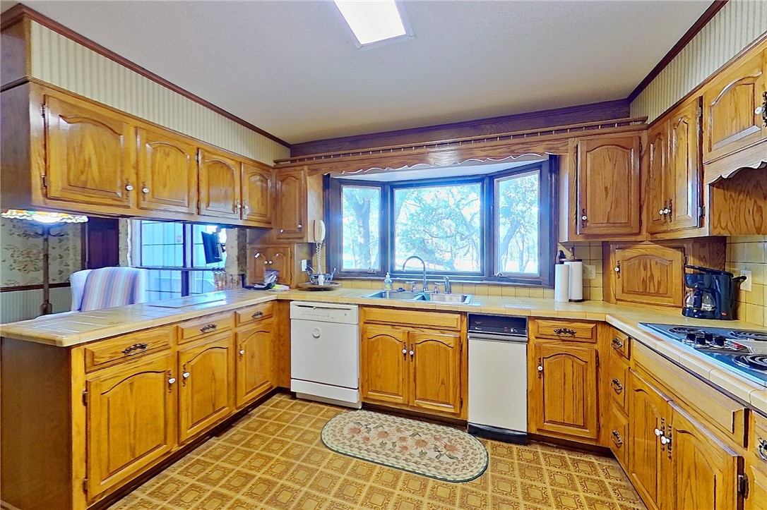 1296 South River Oaks Drive