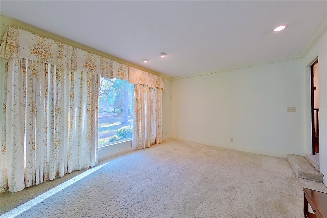 1296 South River Oaks Drive