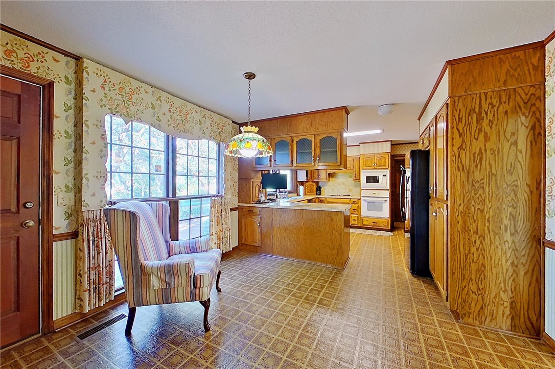 1296 South River Oaks Drive
