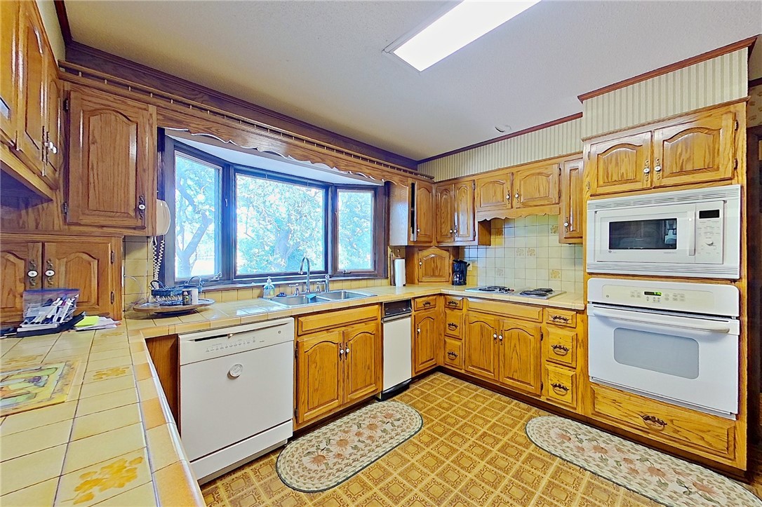 1296 South River Oaks Drive