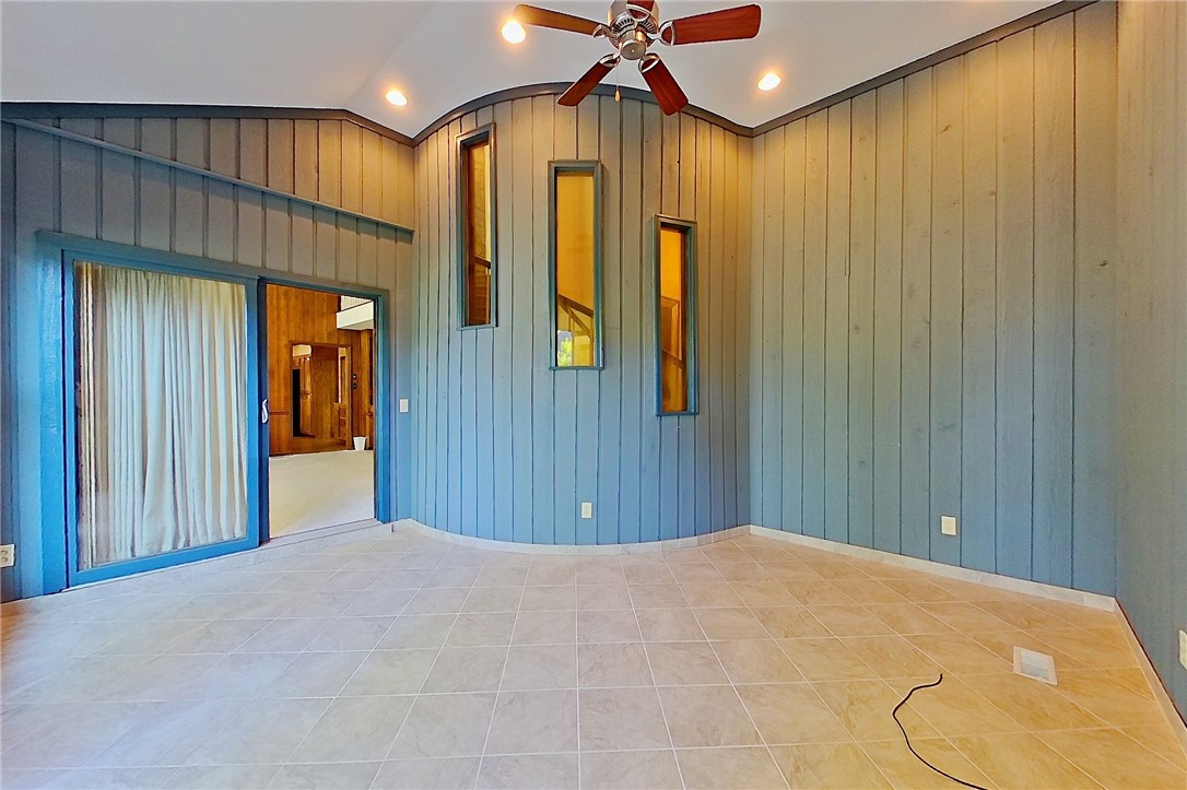 1296 South River Oaks Drive