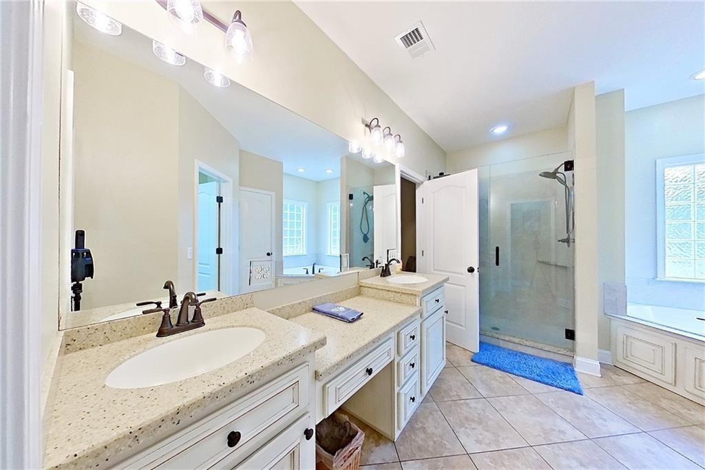 4131 Mulligan Circle