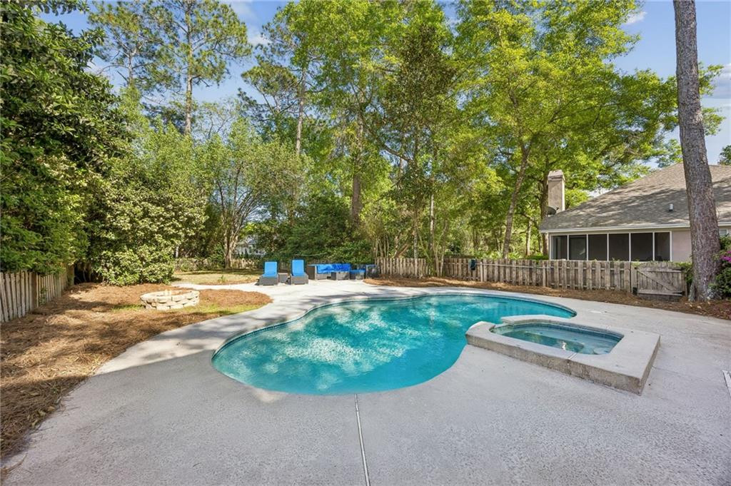 213 W Cardinal Circle, St. Marys