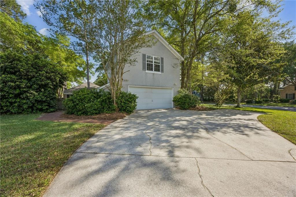213 W Cardinal Circle, St. Marys