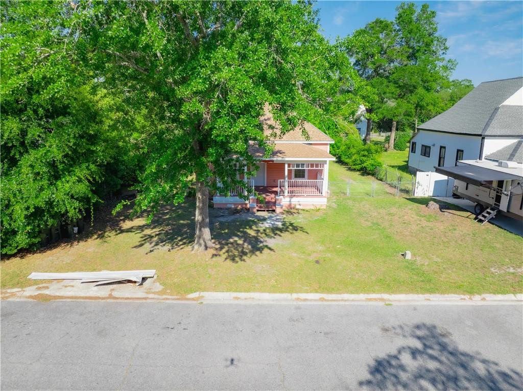 803 Kennedy L Sanders Way