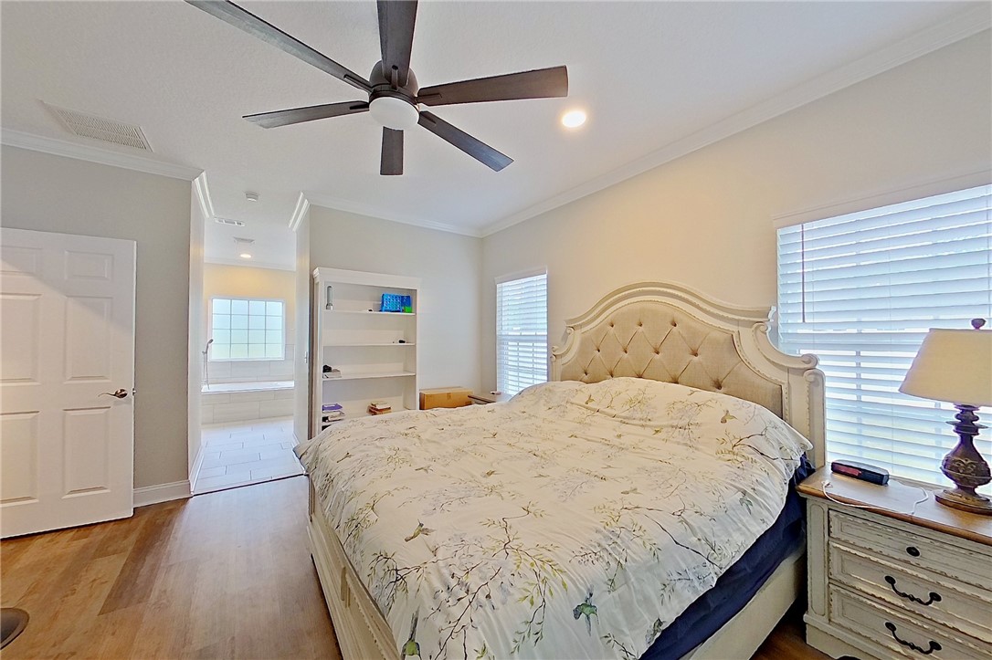 6714 Mamies Drive