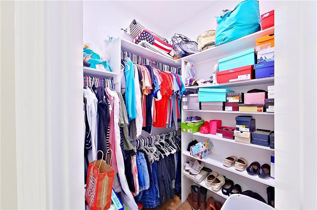 6714 Mamies Drive