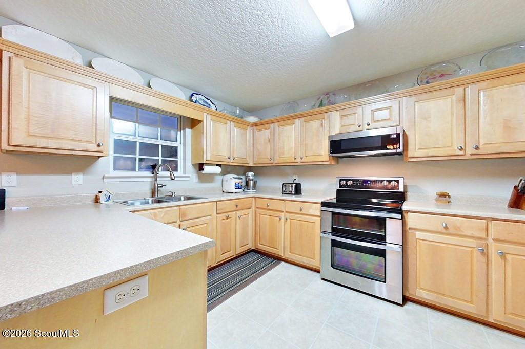 3007 Suncreek Lane