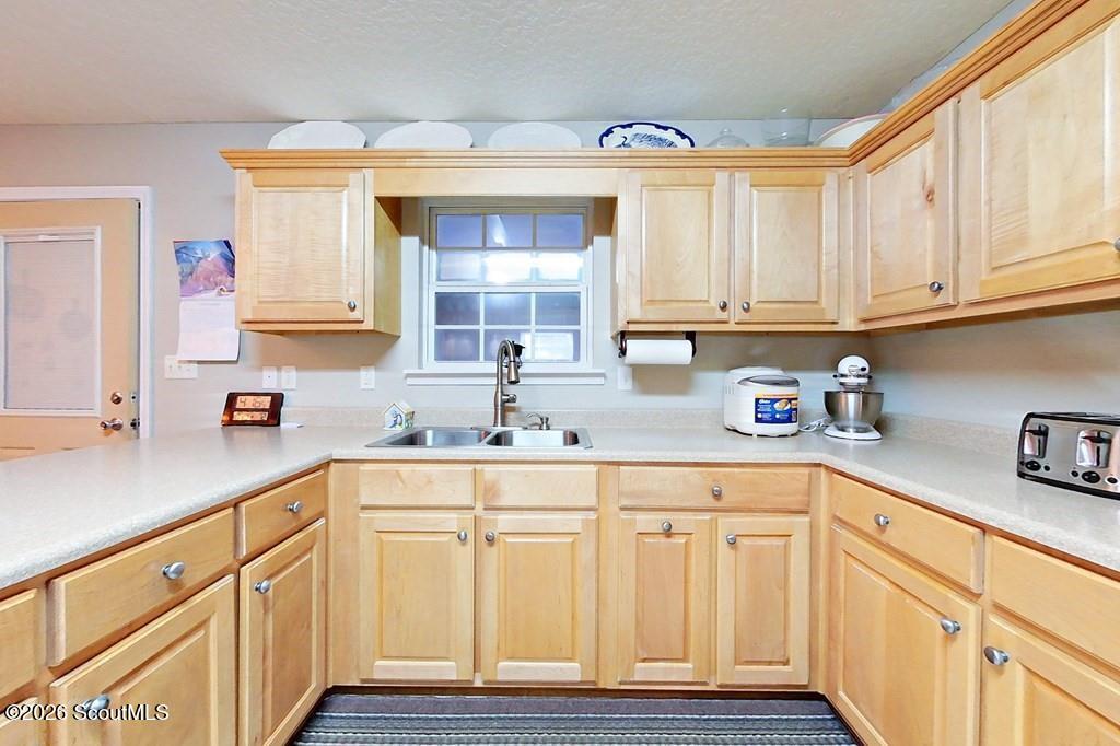 3007 Suncreek Lane