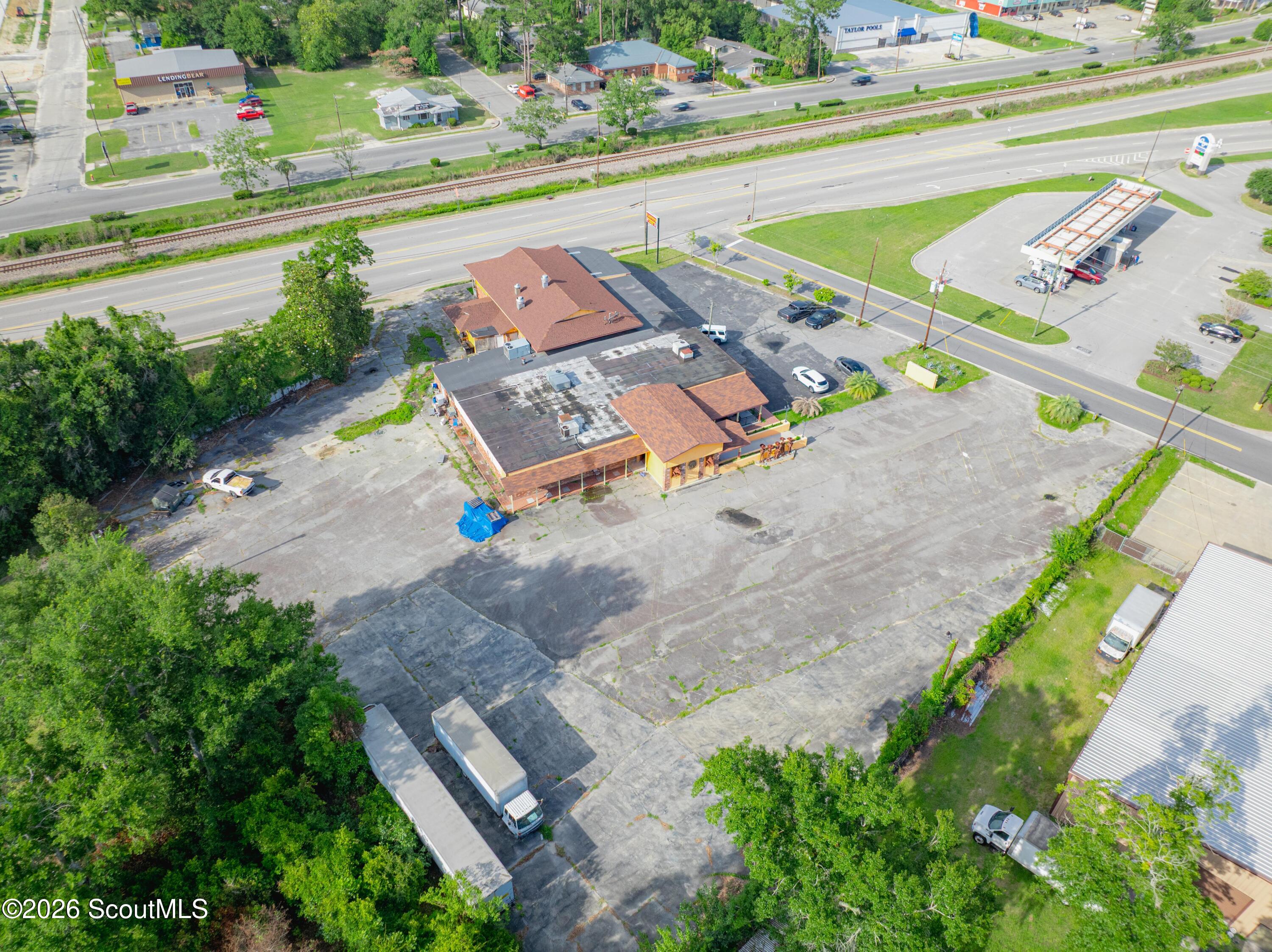 1506 Memorial Drive