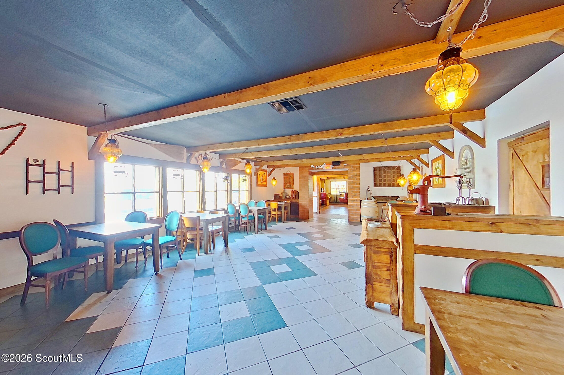 1506 Memorial Drive