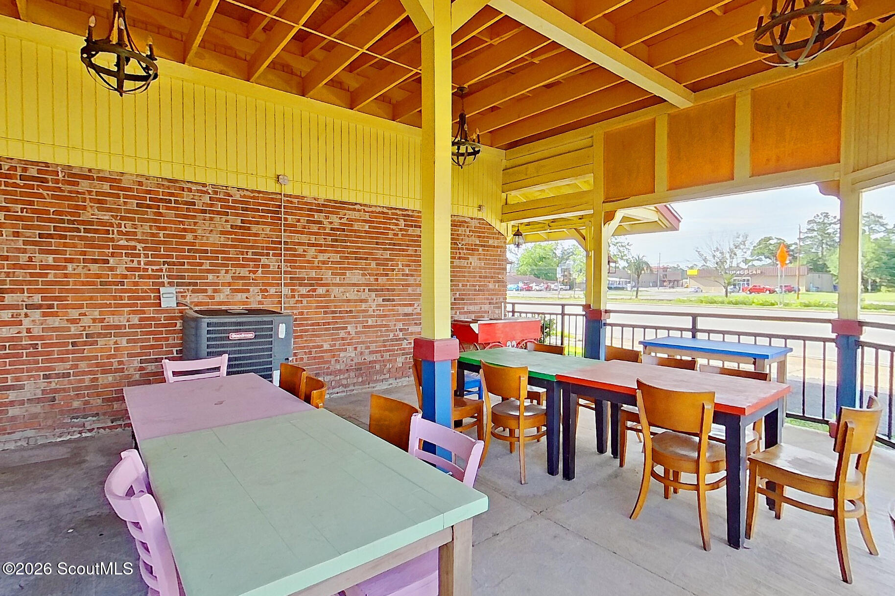 1506 Memorial Drive