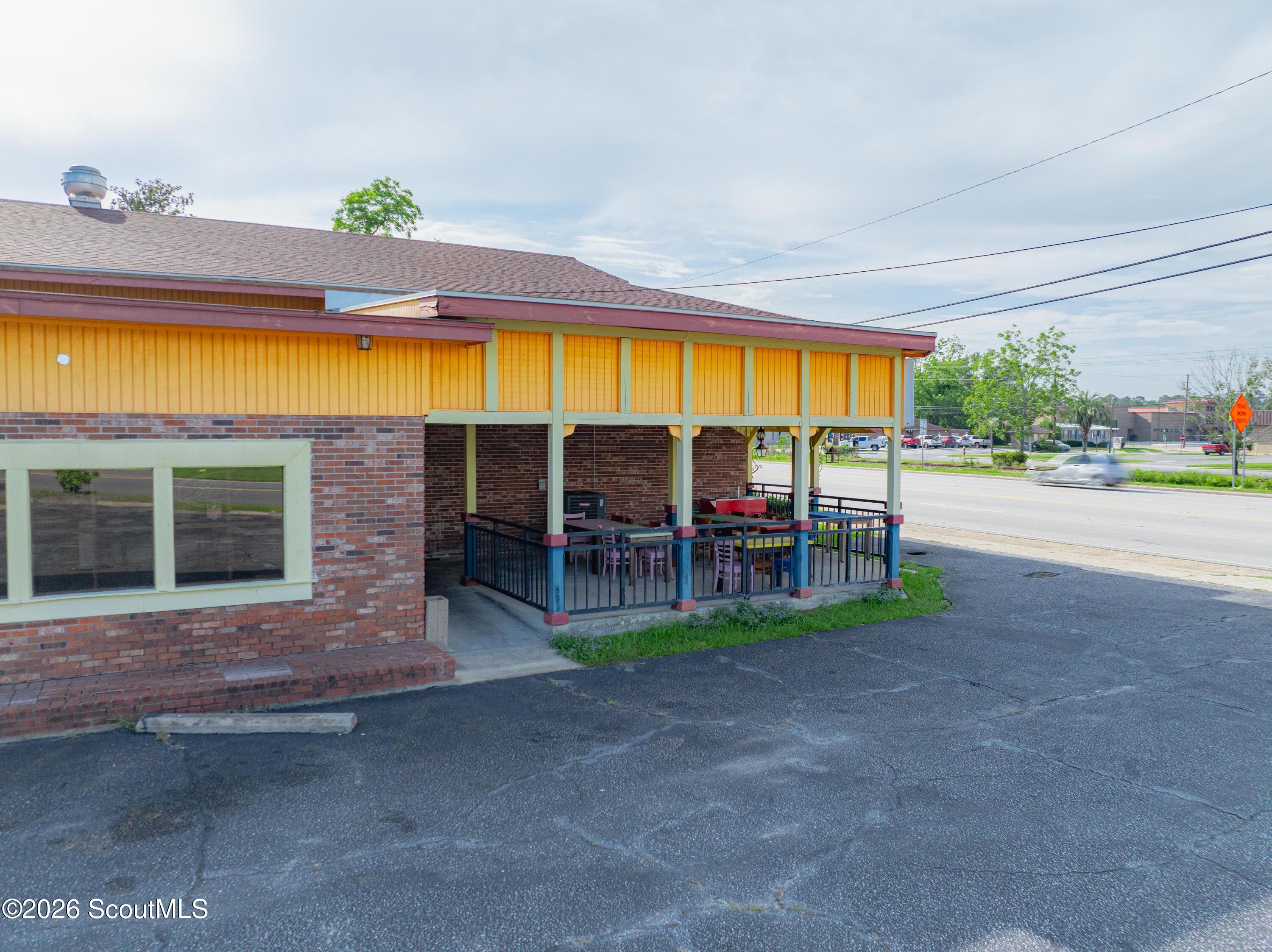 1506 Memorial Drive
