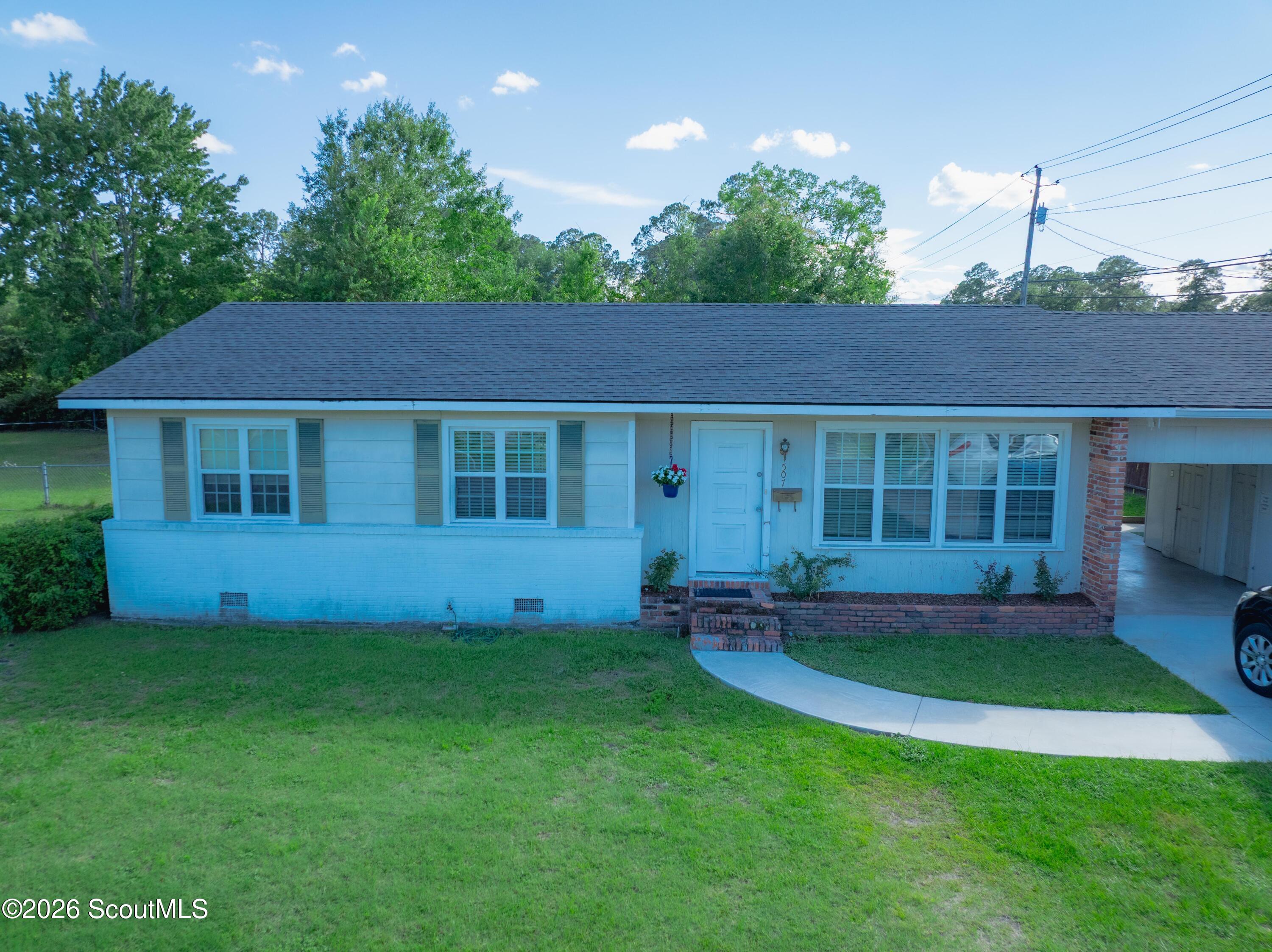 507 Pineview Drive