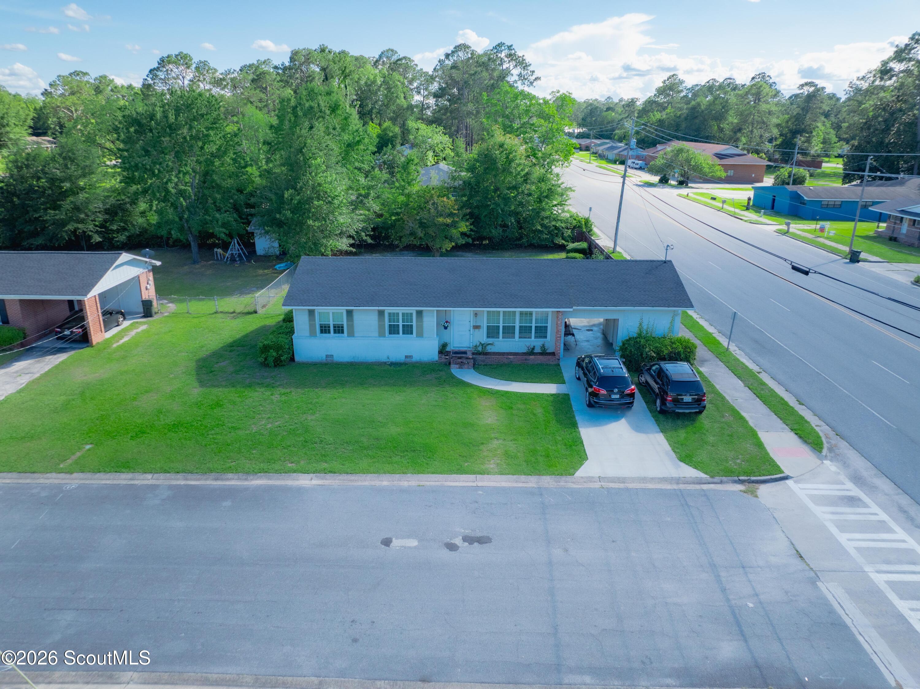 507 Pineview Drive
