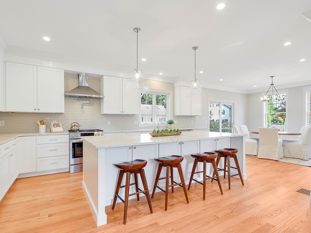 2163 Commonwealth Ave # 2