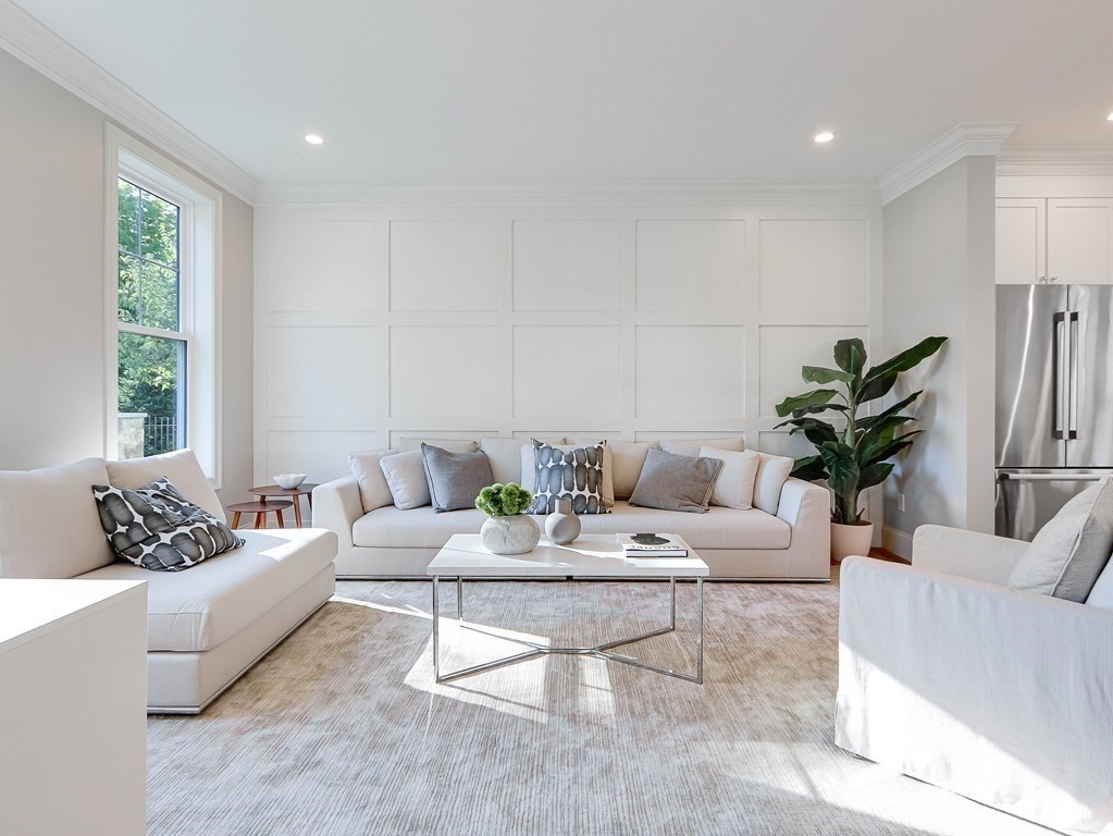 2163 Commonwealth Ave # 2