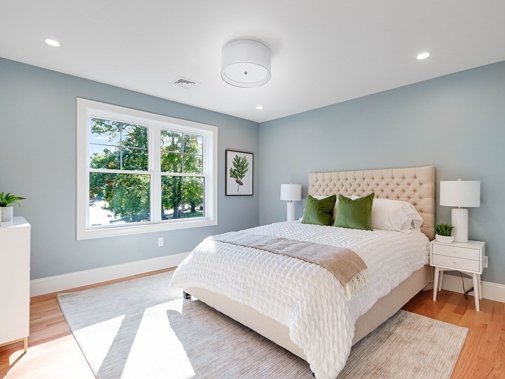 2163 Commonwealth Ave # 2
