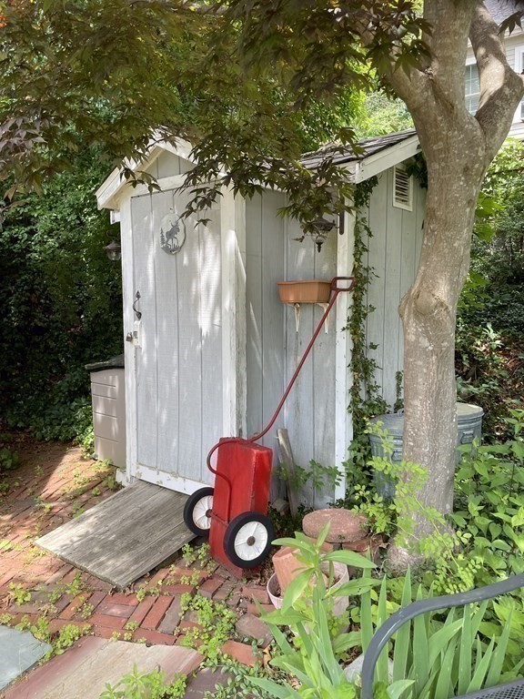 15 Lantern Lane