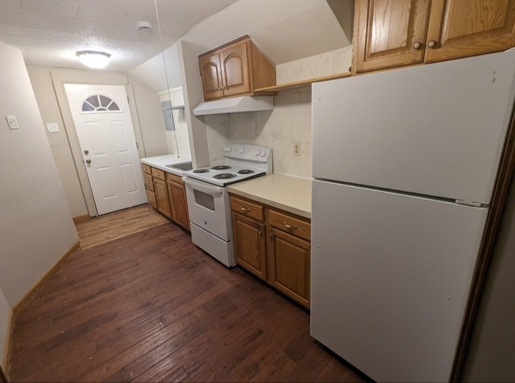 117 Illinois St. # 3