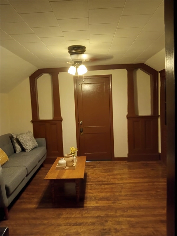 117 Illinois St. # 3