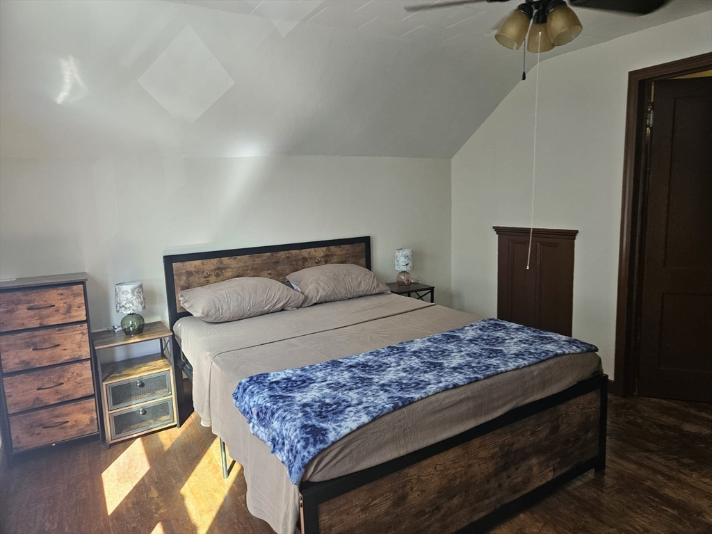 117 Illinois St. # 3