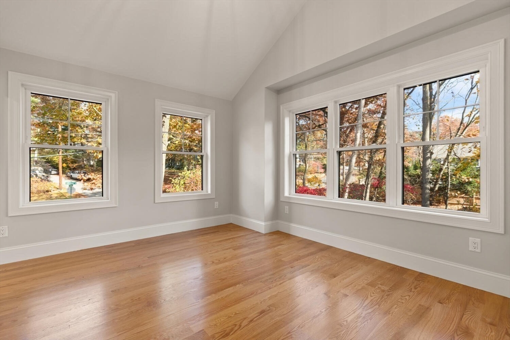 287 Oakland Street