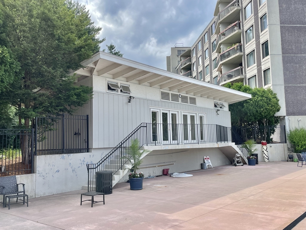1500 Worcester Road # 631