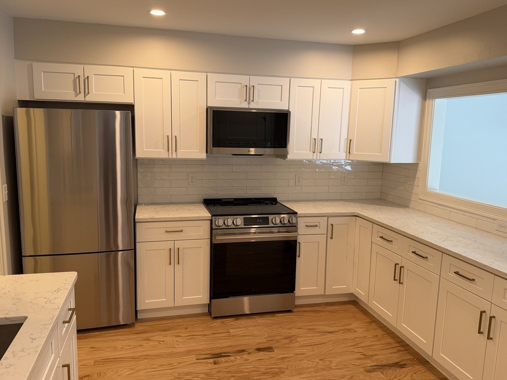 15 Barracks Road # 15