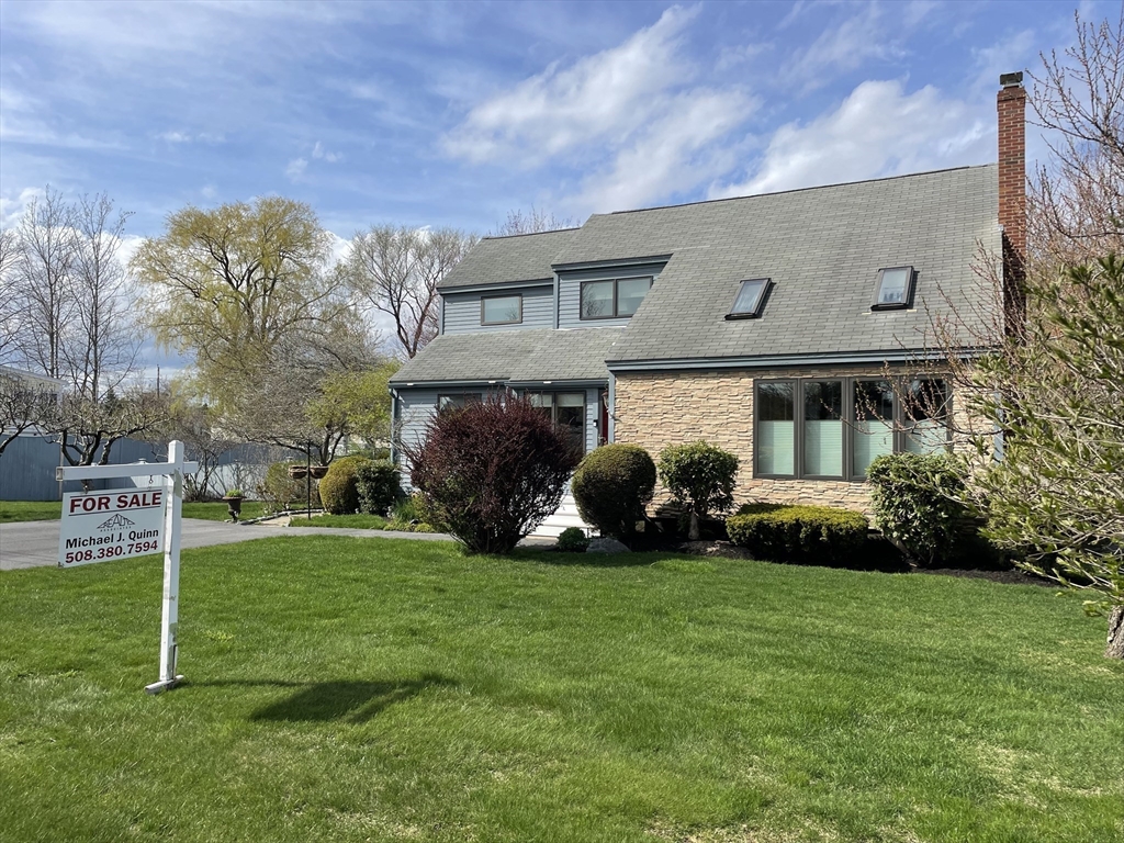 16 Howard Ave