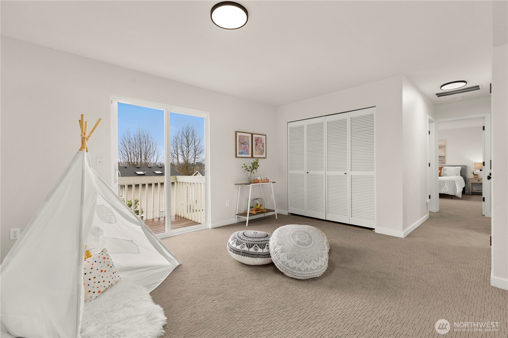 6004 50th Street NE