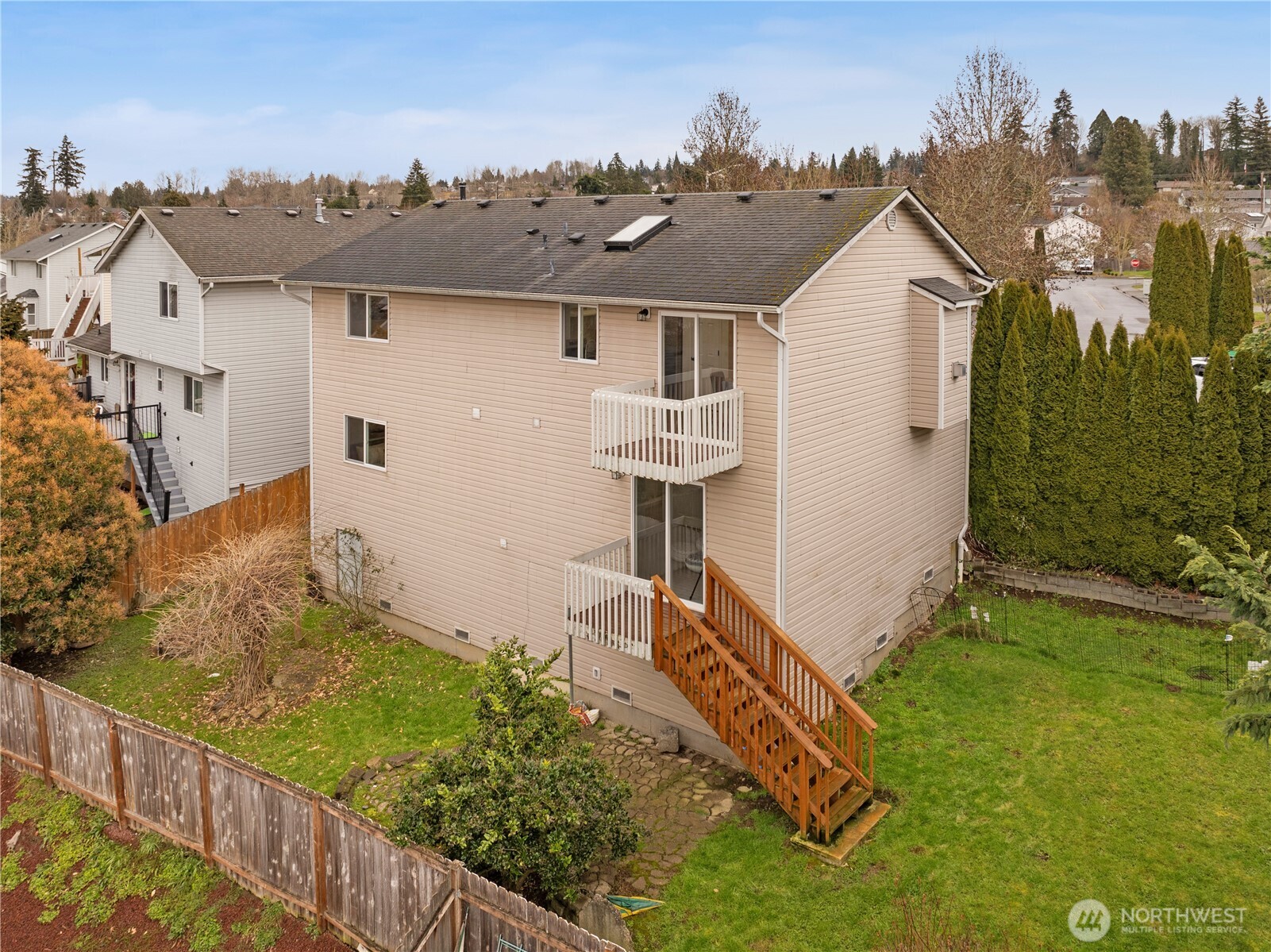 6004 50th Street NE