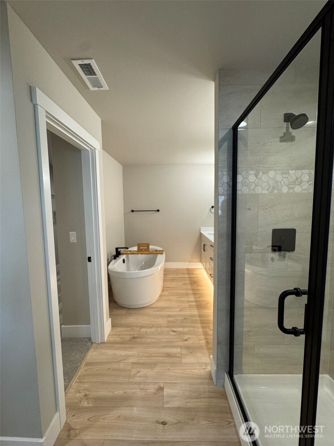 1212 Cascade Street