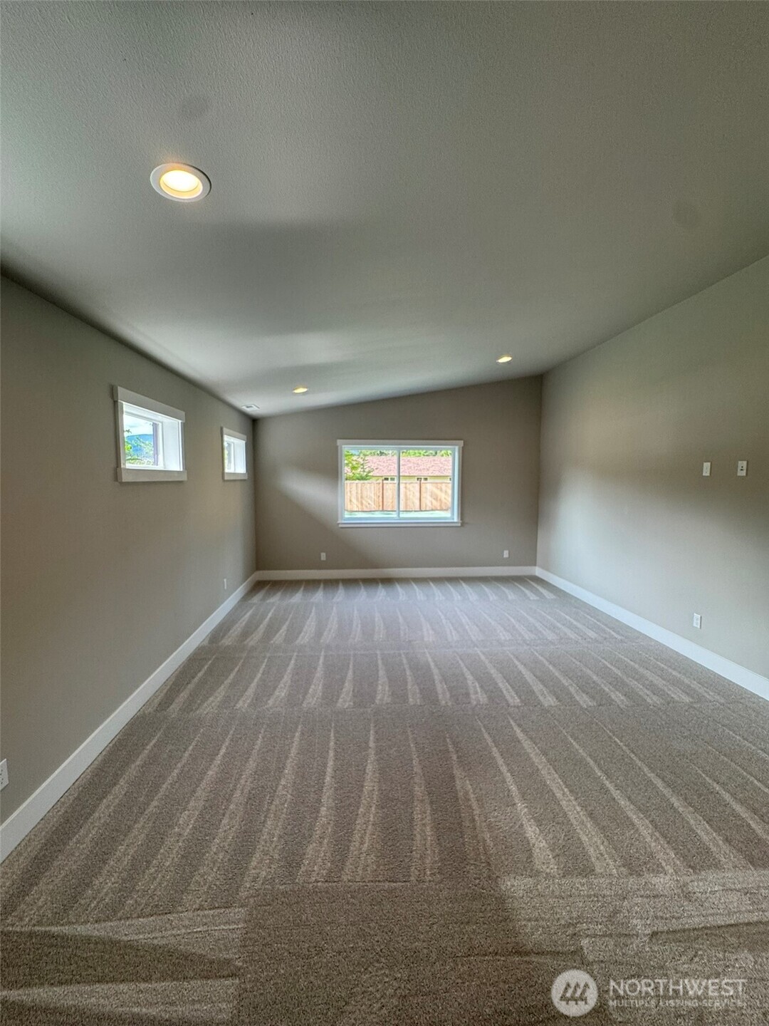 1212 Cascade Street
