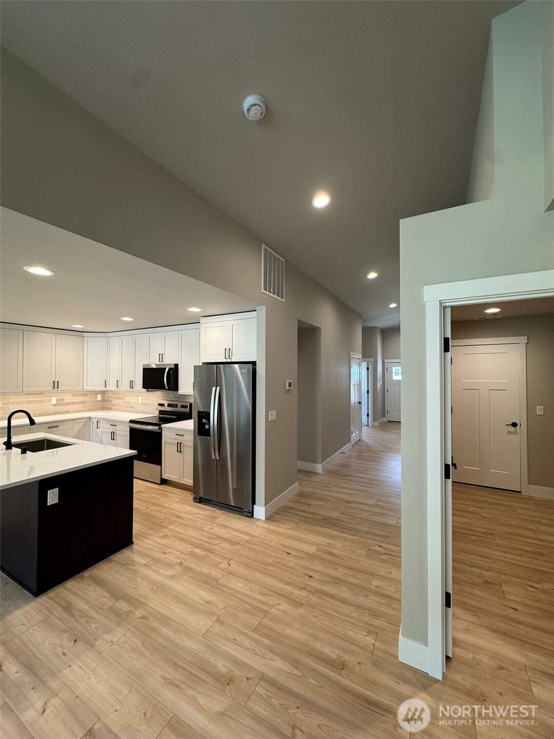1212 Cascade Street