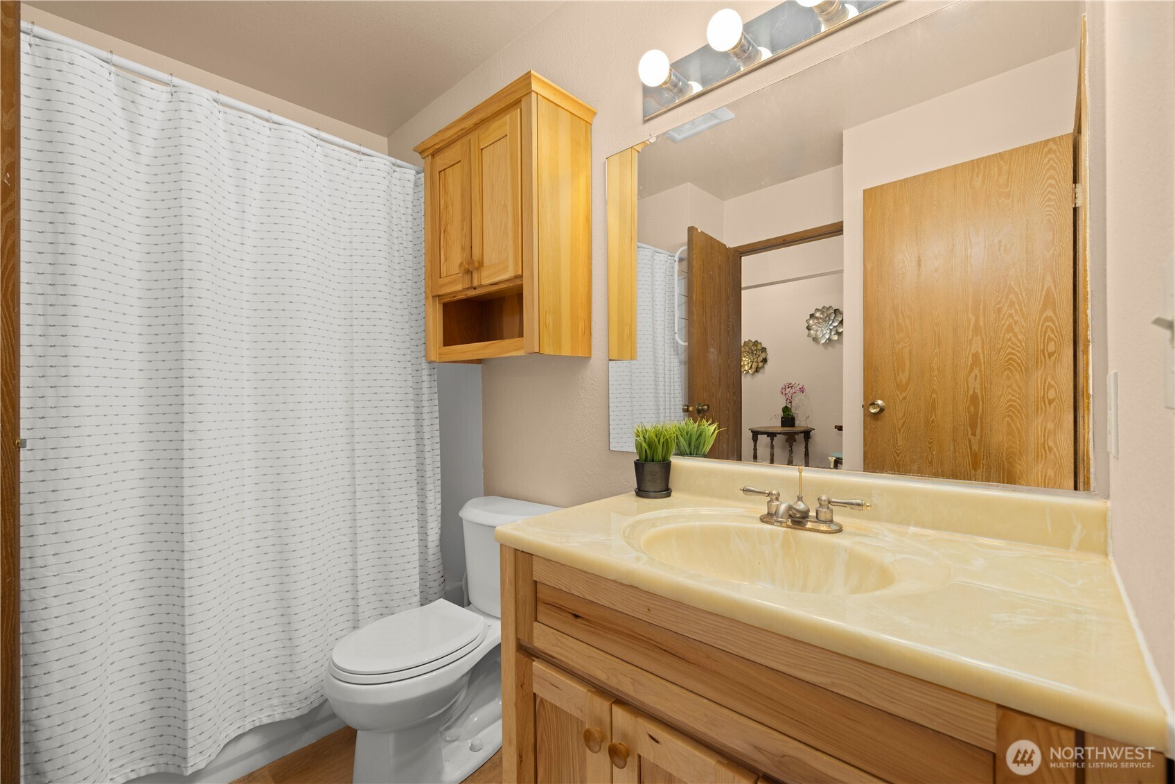 12024 101 Avenue NE Unit: E2