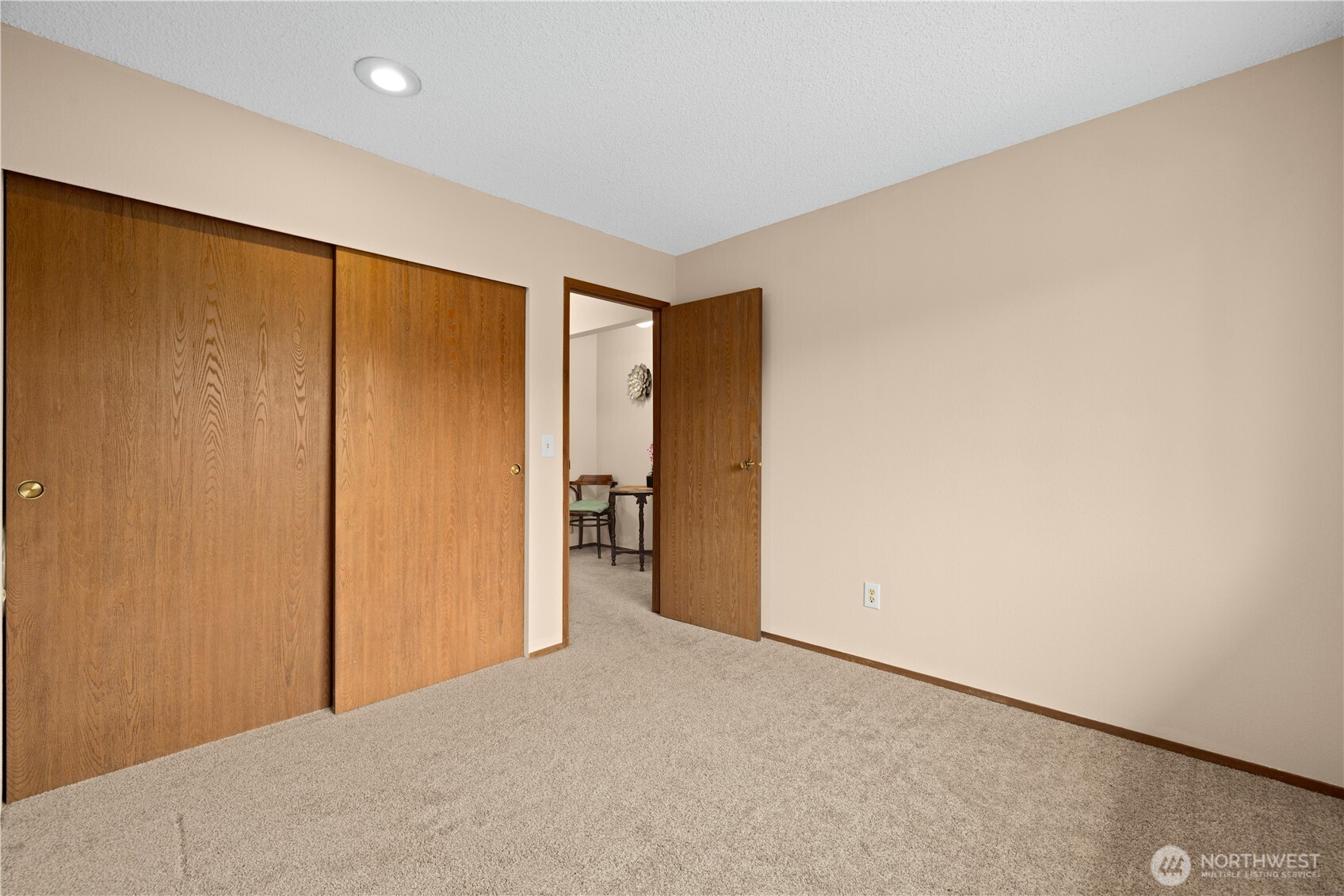 12024 101 Avenue NE Unit: E2