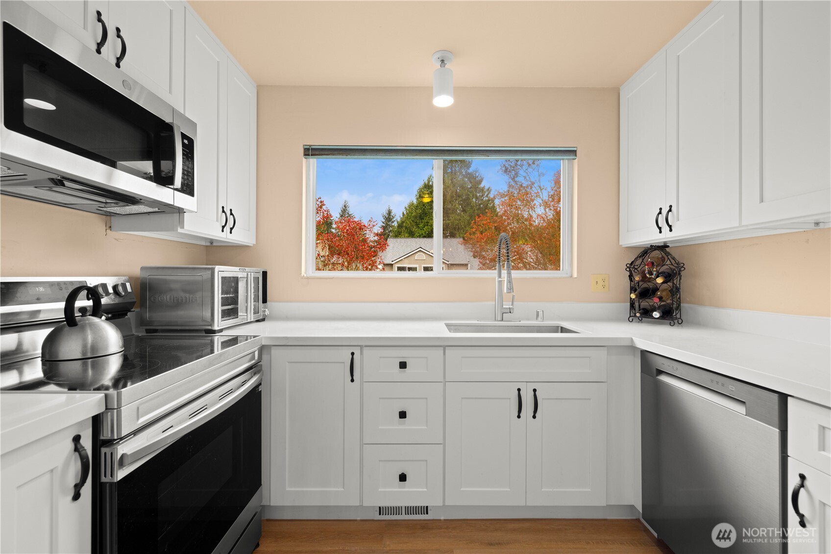 12024 101 Avenue NE Unit: E2