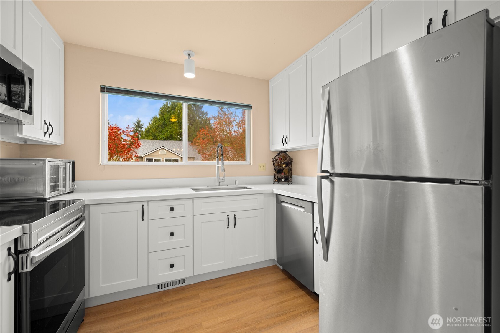 12024 101 Avenue NE Unit: E2