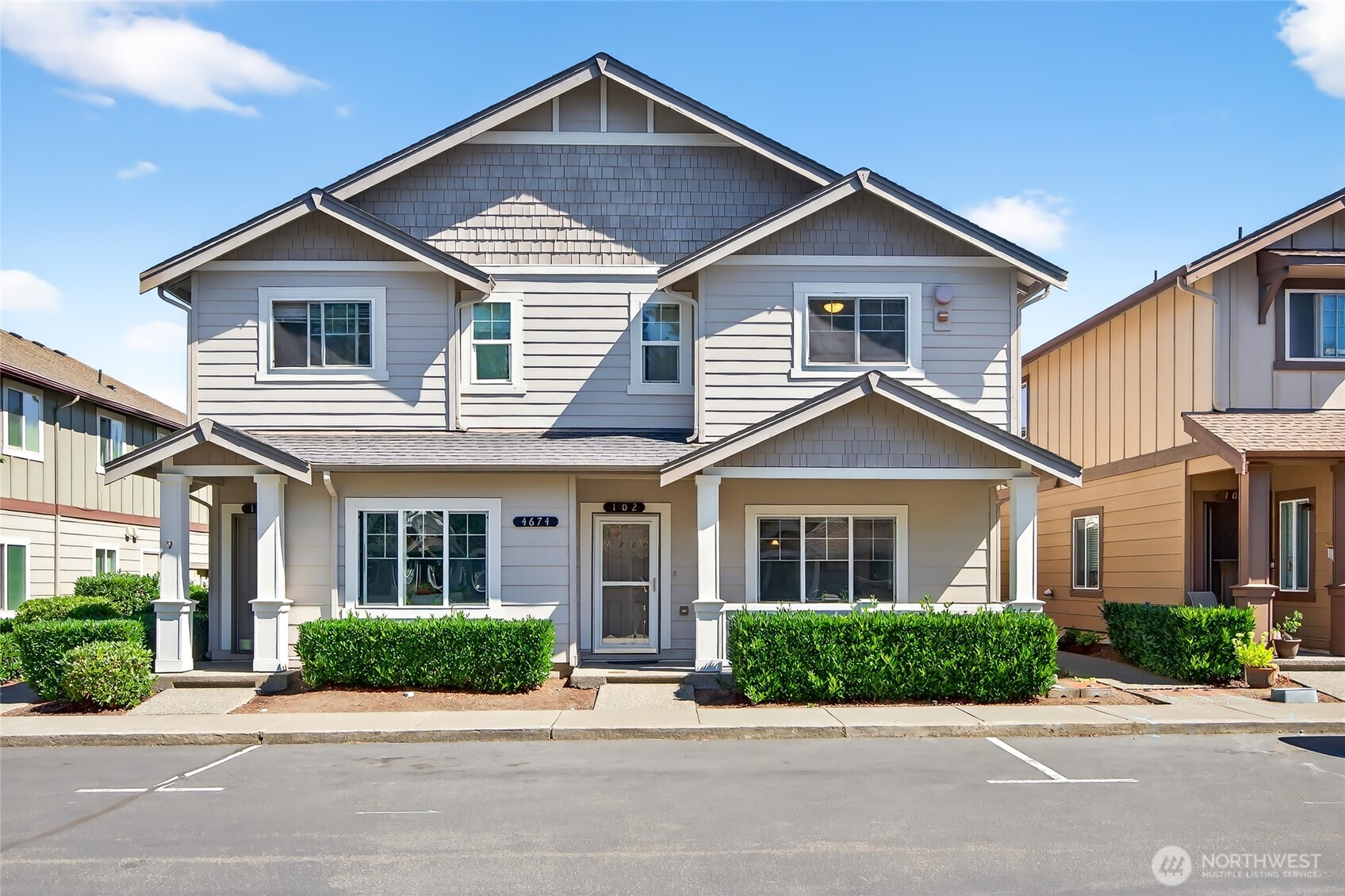 4674 Wade Street Unit: 102