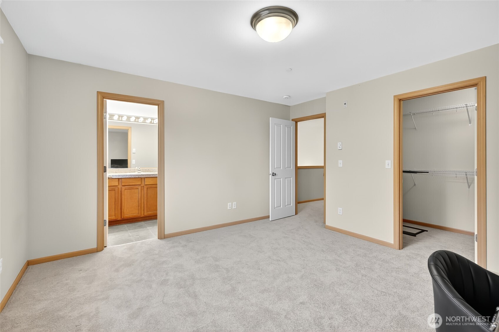 4674 Wade Street Unit: 102