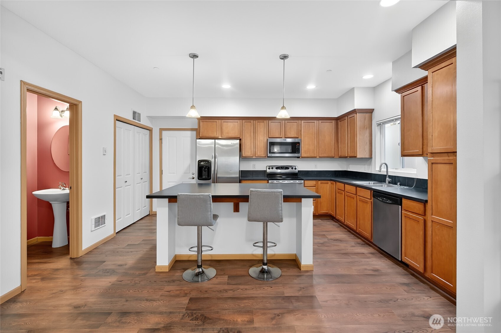 4674 Wade Street Unit: 102