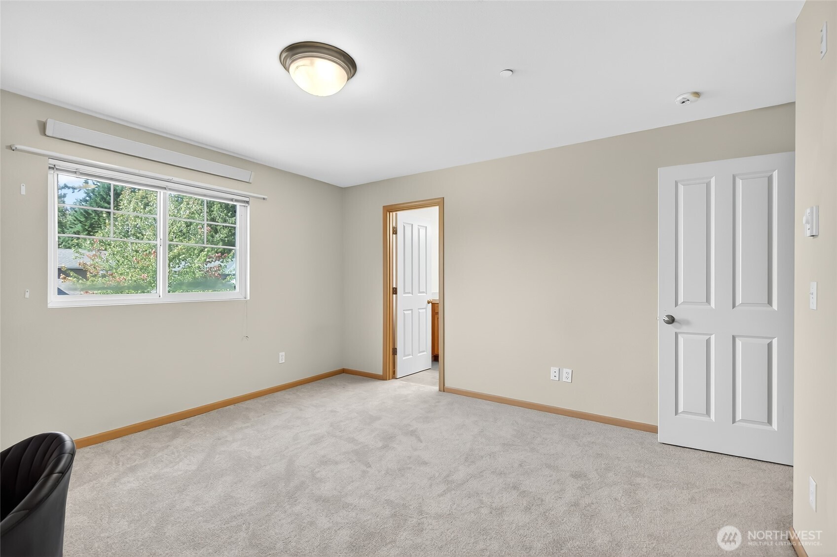 4674 Wade Street Unit: 102