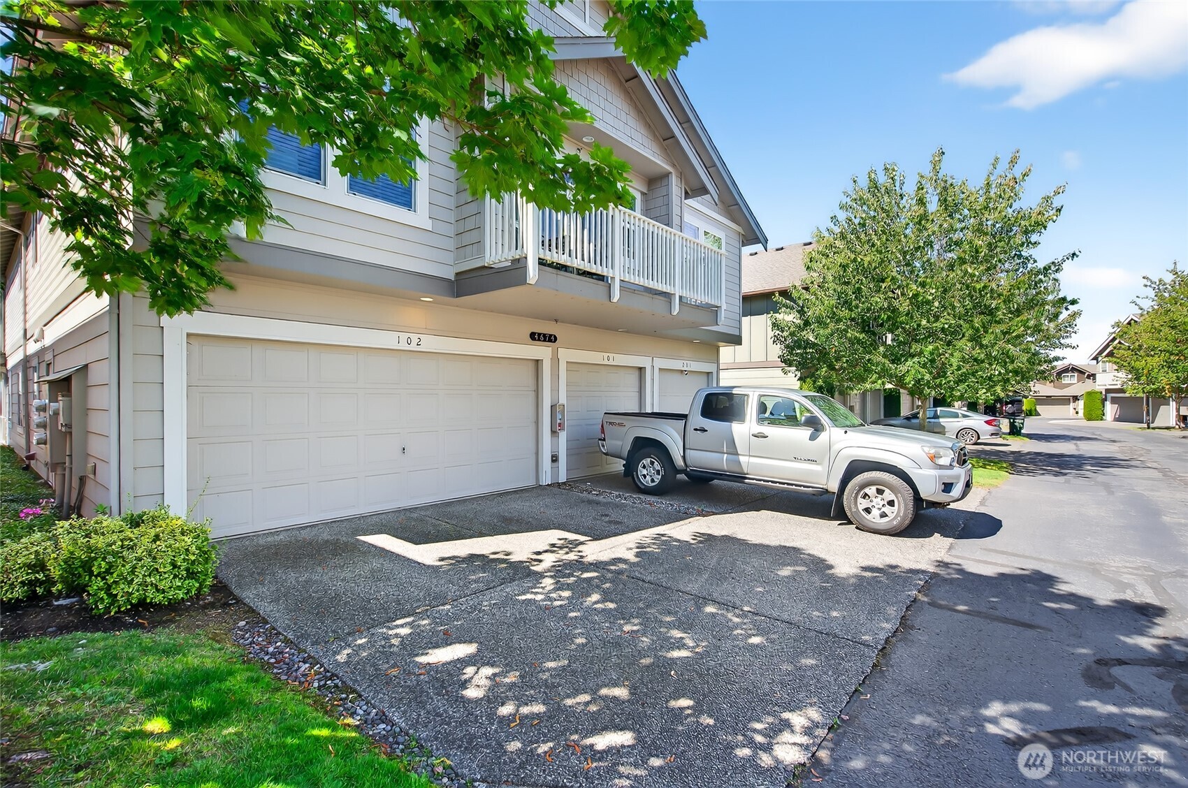 4674 Wade Street Unit: 102