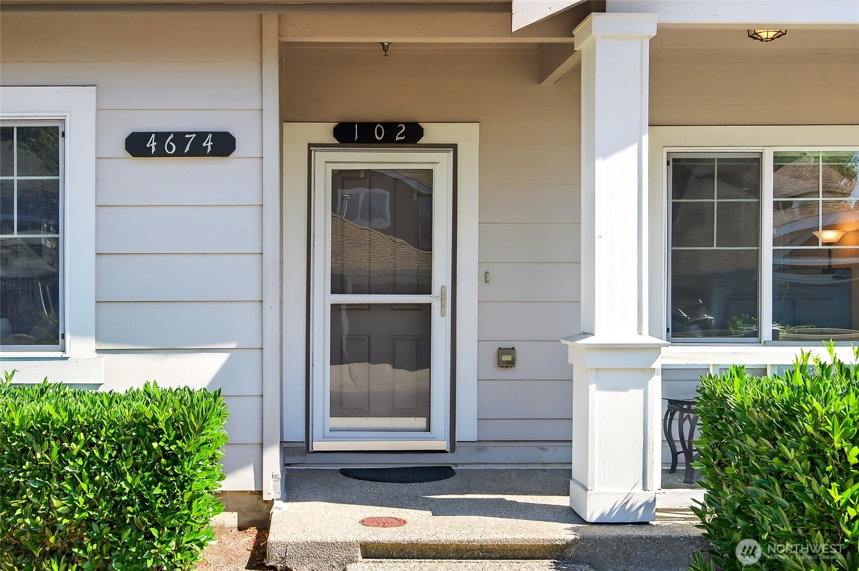 4674 Wade Street Unit: 102