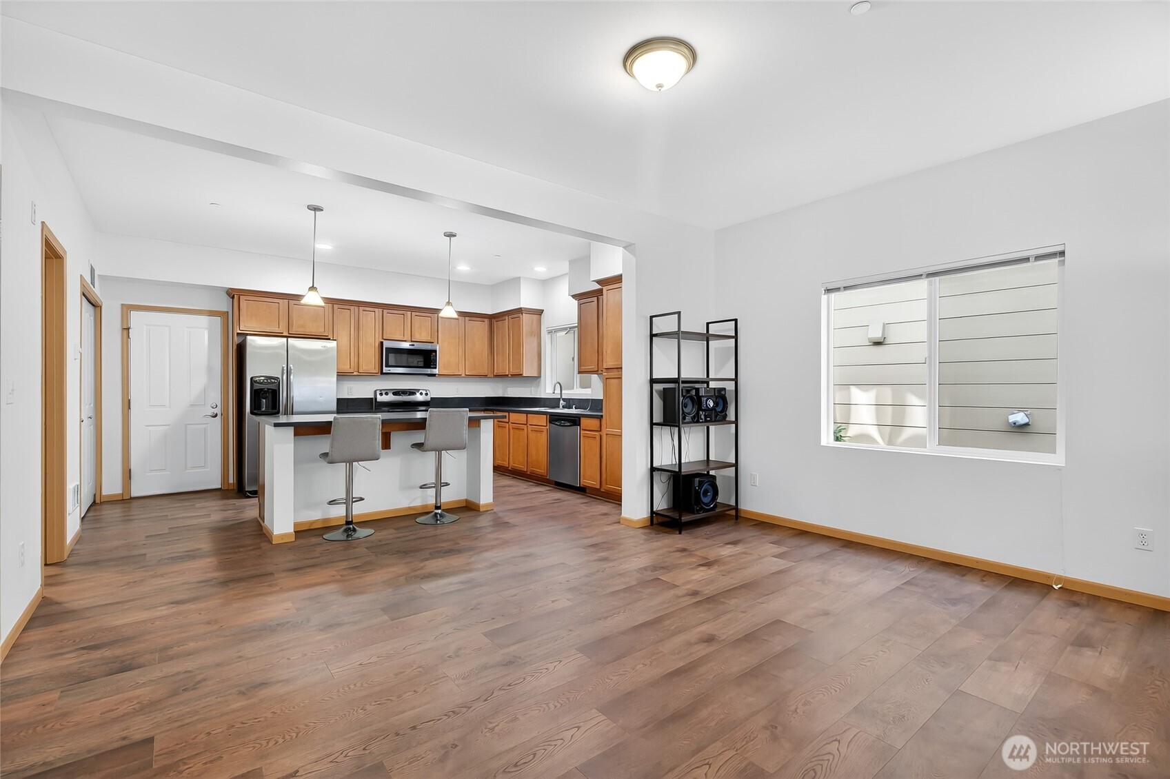 4674 Wade Street Unit: 102