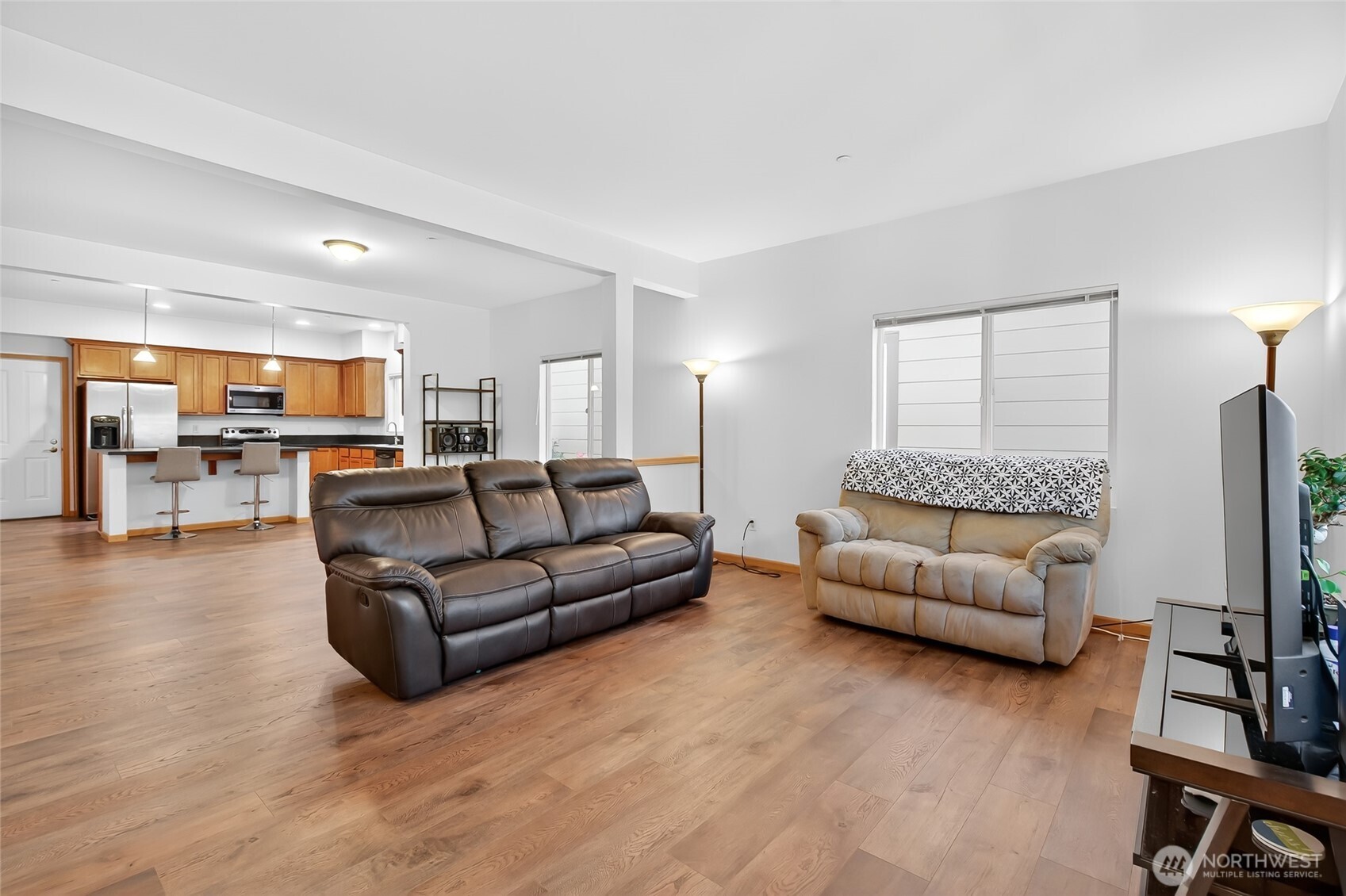 4674 Wade Street Unit: 102